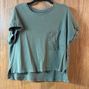 Avia Large Green Pocket Short Sleeve Top
